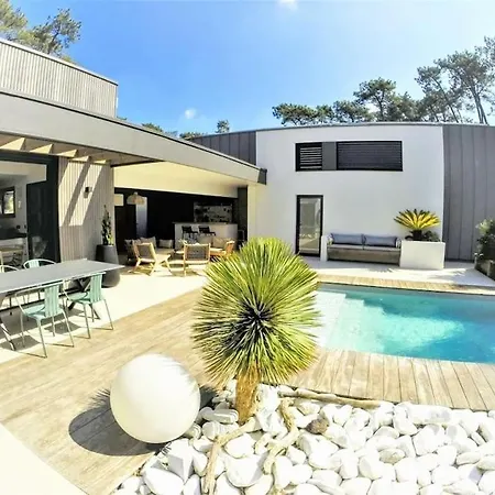 Tahaa Avec Piscine Chauffee A Hossegor Villa *